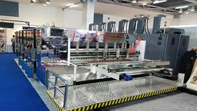 Pakistan – Plieuse-colleuse