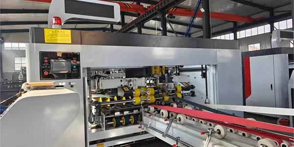 Section agrafage et presse